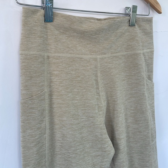 Abercrombie & Fitch Heather Light Tan Leggings Medium - Picture 8 of 17